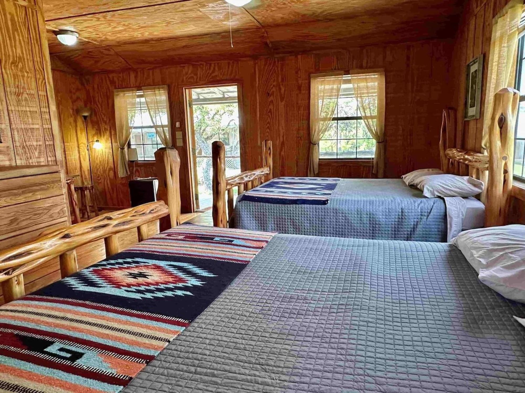 Crc Ranch Retreat Hotel Bandera Kamer foto