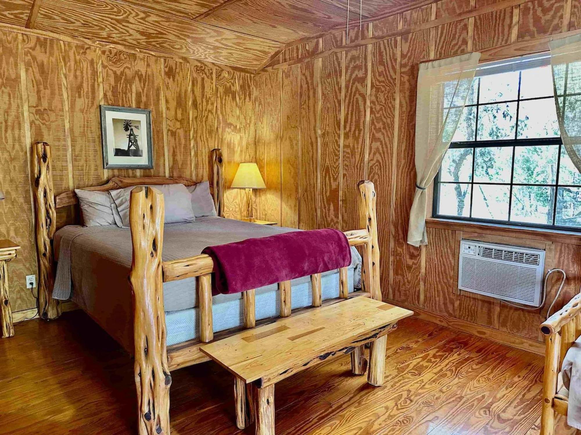 Crc Ranch Retreat Hotel Bandera Kamer foto