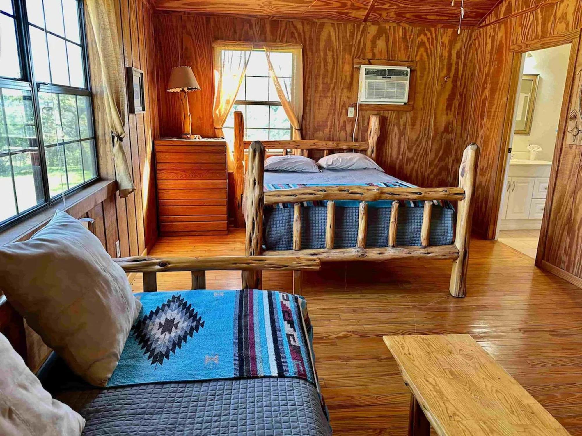 Crc Ranch Retreat Hotel Bandera Buitenkant foto