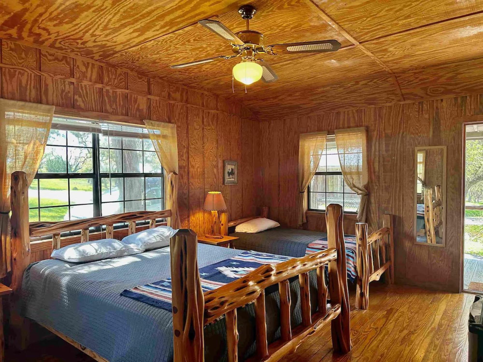 Crc Ranch Retreat Hotel Bandera Kamer foto