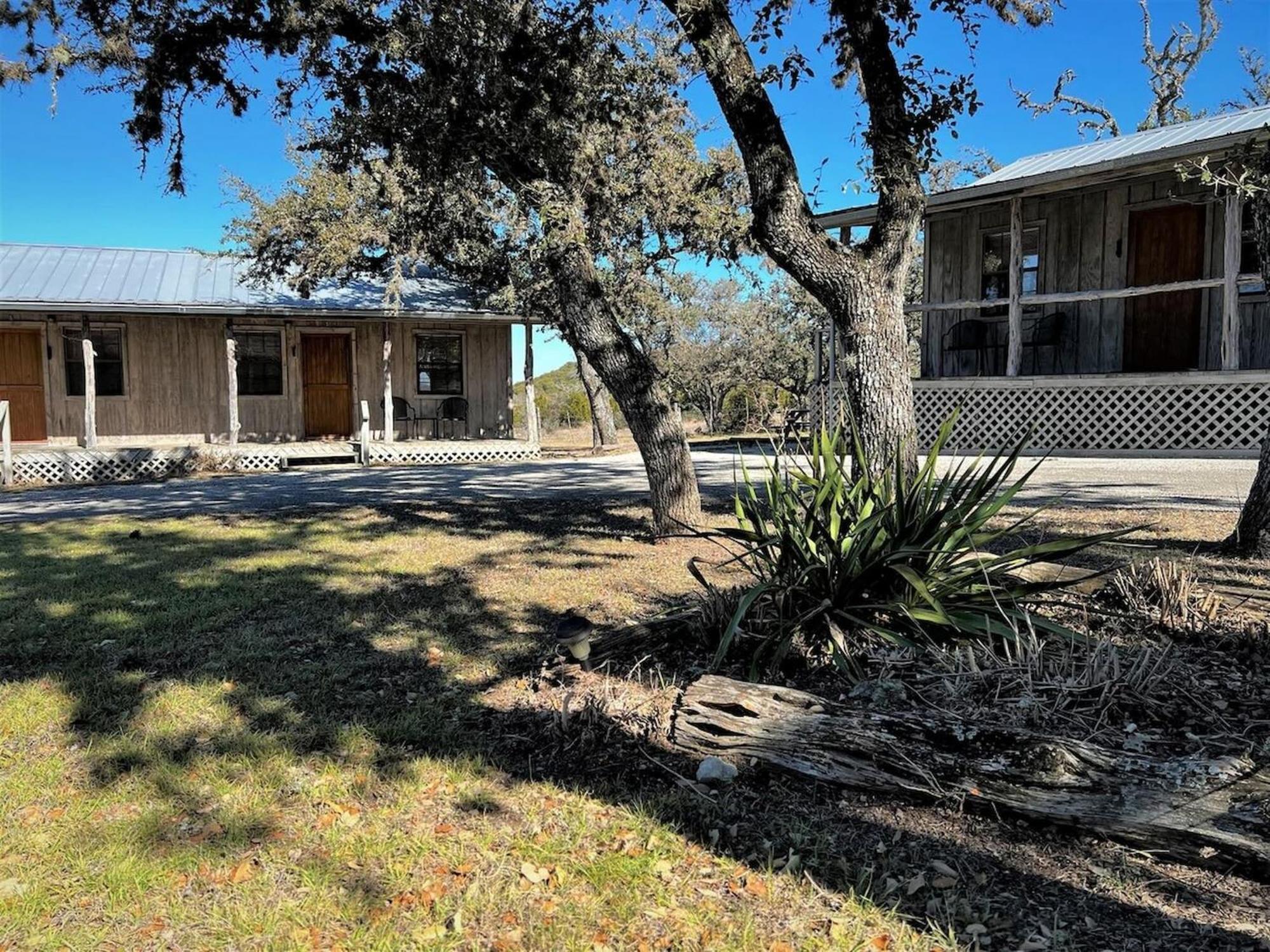 Crc Ranch Retreat Hotel Bandera Buitenkant foto