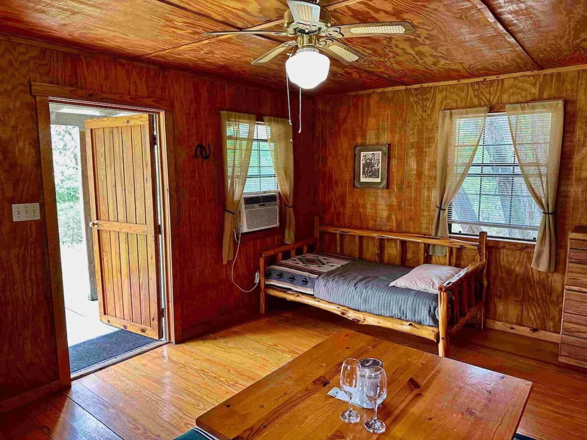 Crc Ranch Retreat Hotel Bandera Kamer foto
